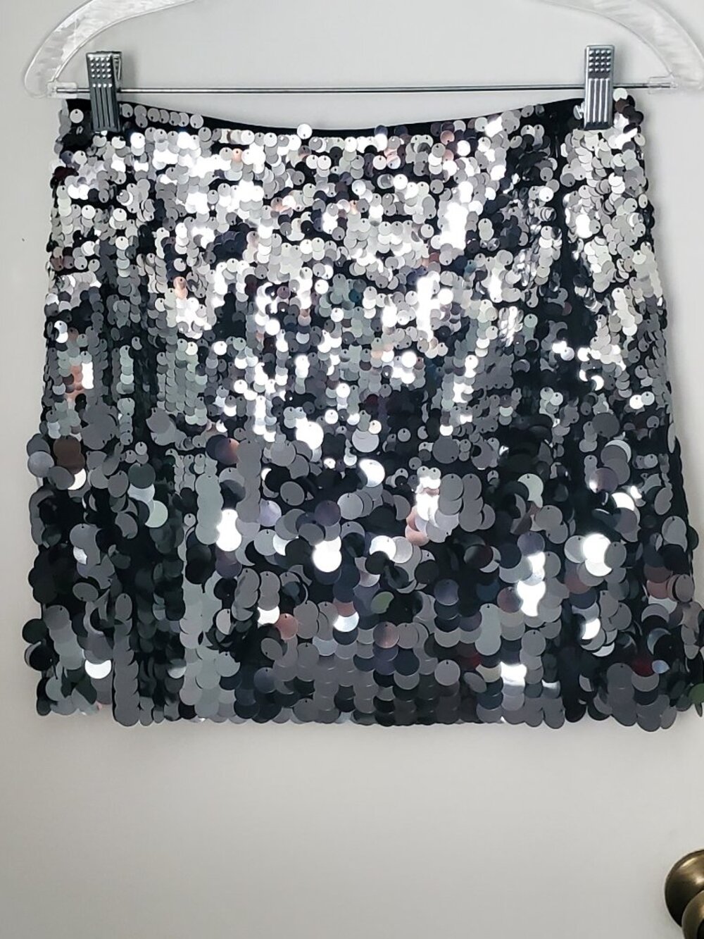 H&M Sequined Embellished Satin Skirt Women's Size 4